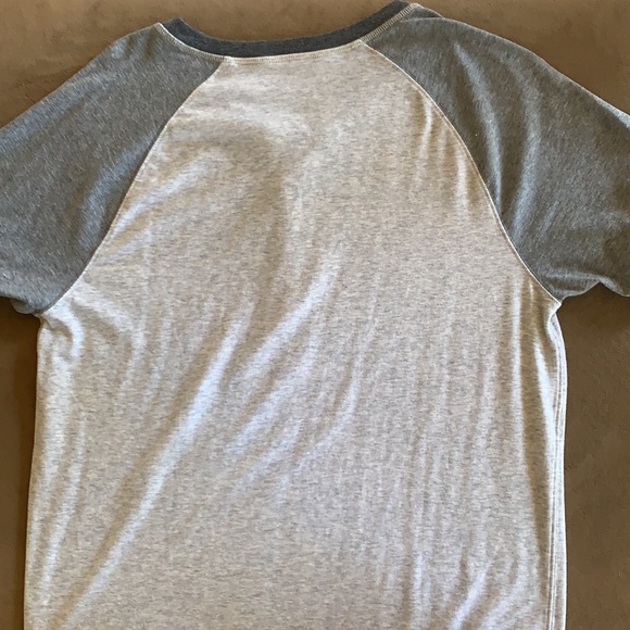 men’s American eagle tshirt - Picture 3 of 3